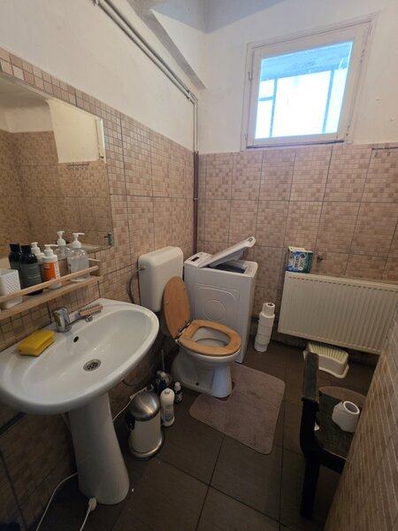 Unirii, Piata Natiunile Unite, 5 minute metrou, pe Poenaru Bordea